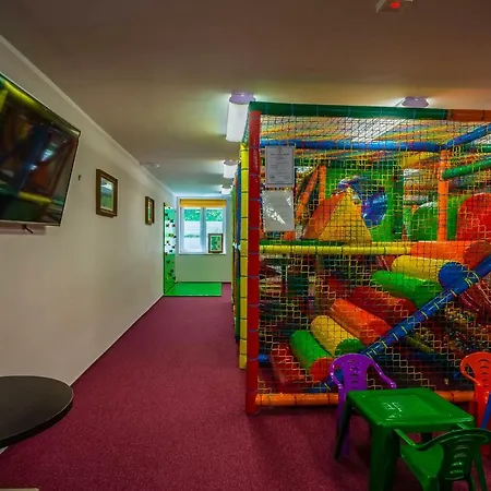 *** Nat 酒店 库瑞尼卡慕斯卡